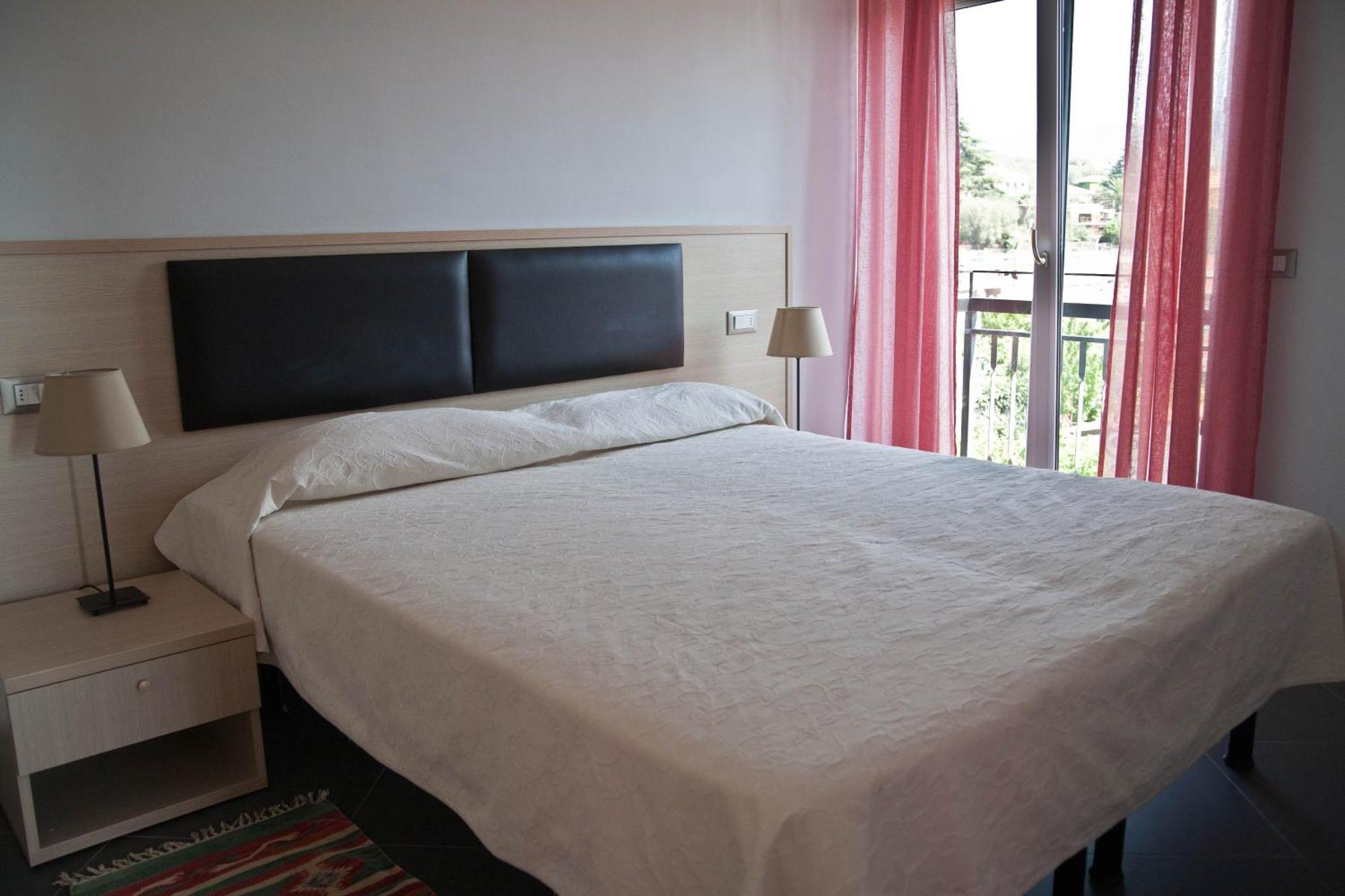 Appartamenti Linda San Bartolomeo Al Mare Exterior photo