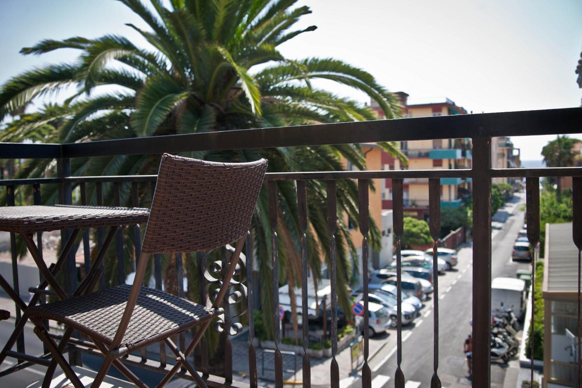 Appartamenti Linda San Bartolomeo Al Mare Exterior photo